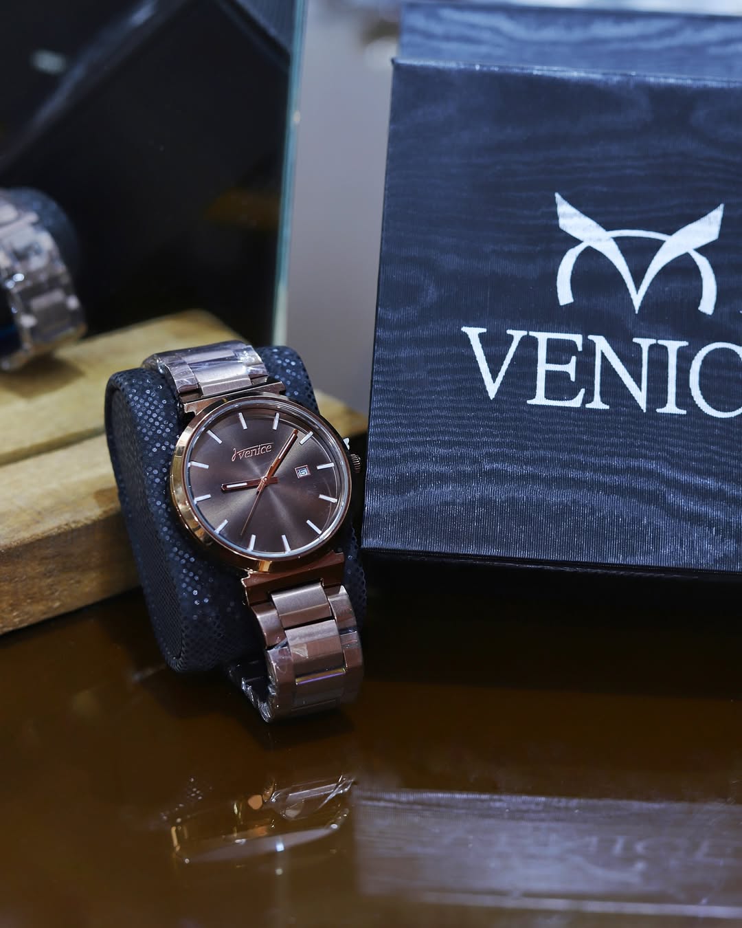 ساعت مردانه برند ونیز کلاسیک کافی رنگ